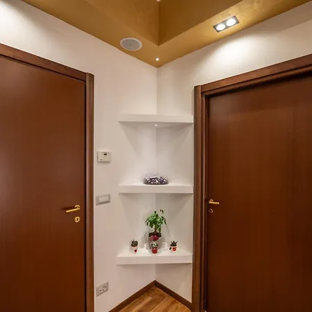 Celeste Apartment *